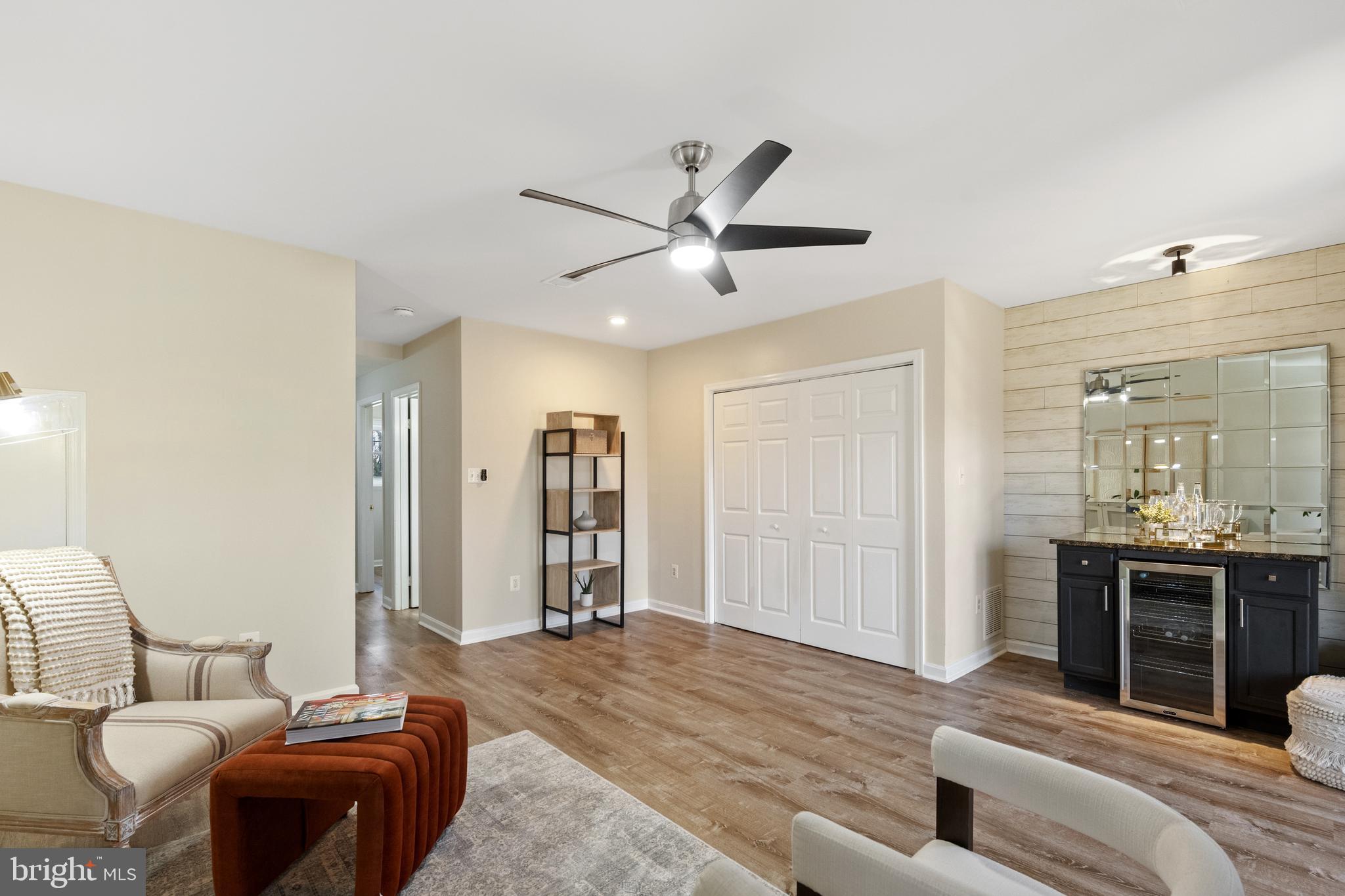 COMPTON VALLEY ESTATES - Residential