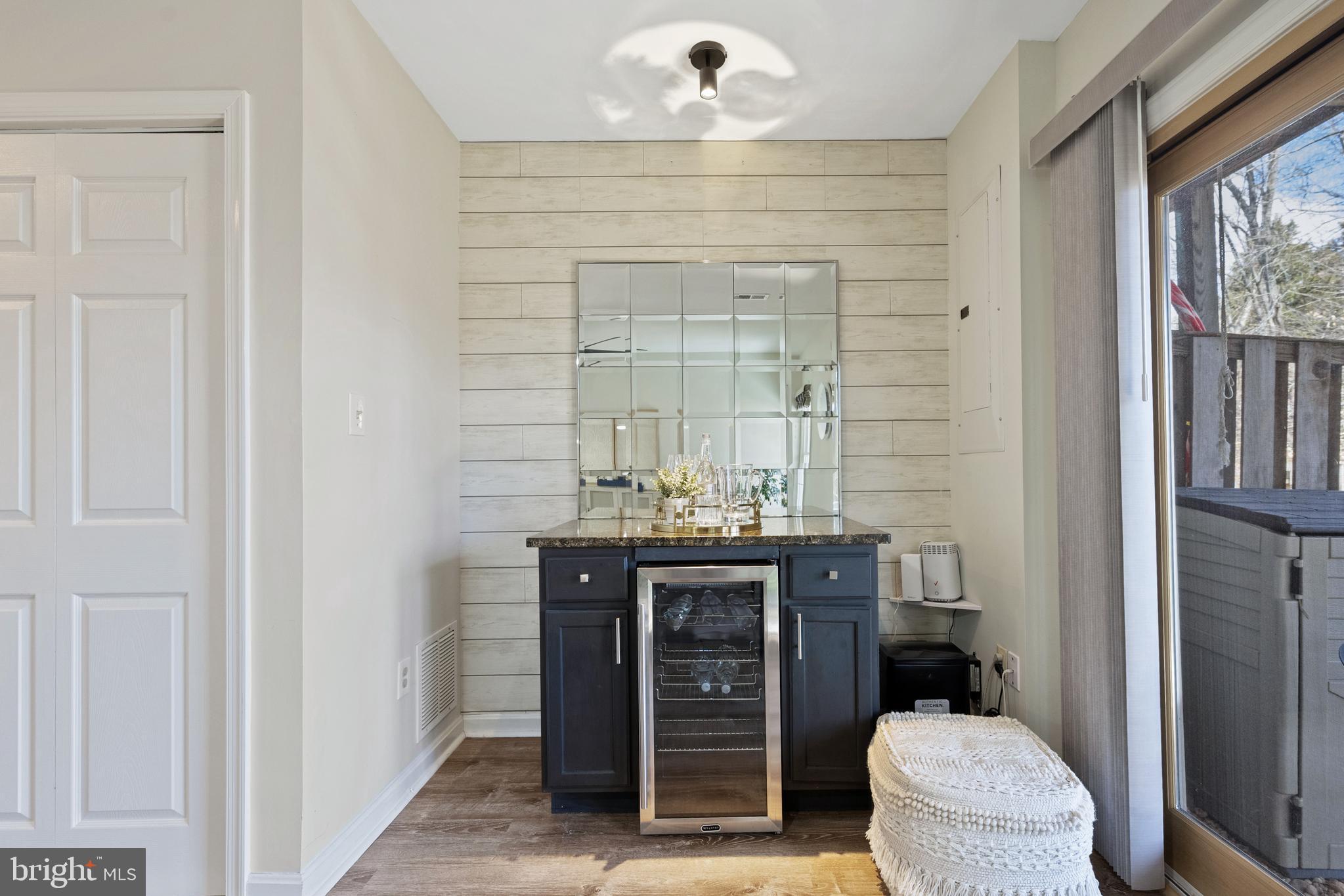 COMPTON VALLEY ESTATES - Residential