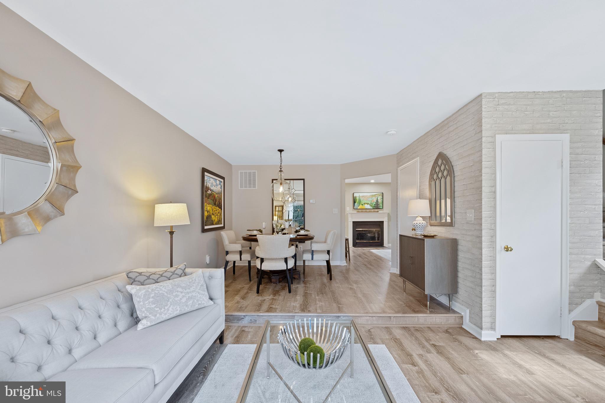 COMPTON VALLEY ESTATES - Residential
