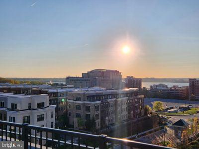POTOMAC OVERLOOK CONDO - Residential