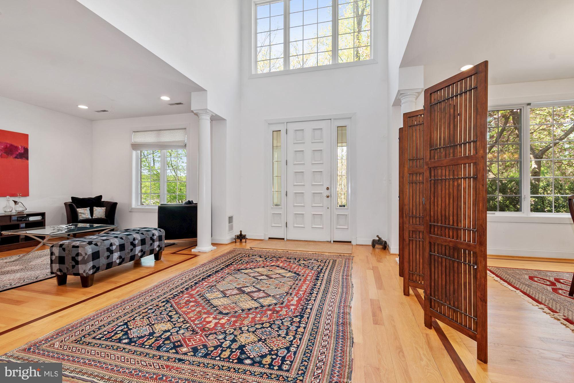 POTOMAC OUTSIDE - Residential