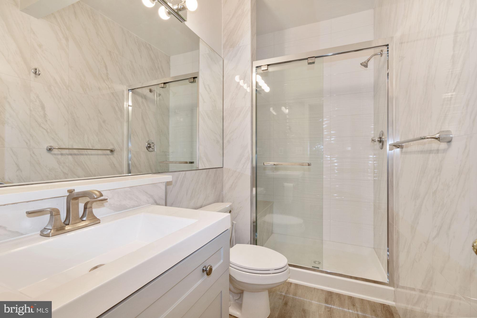 POTOMAC OUTSIDE - Residential