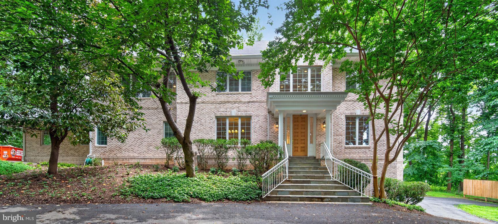 POTOMAC OUTSIDE - Residential