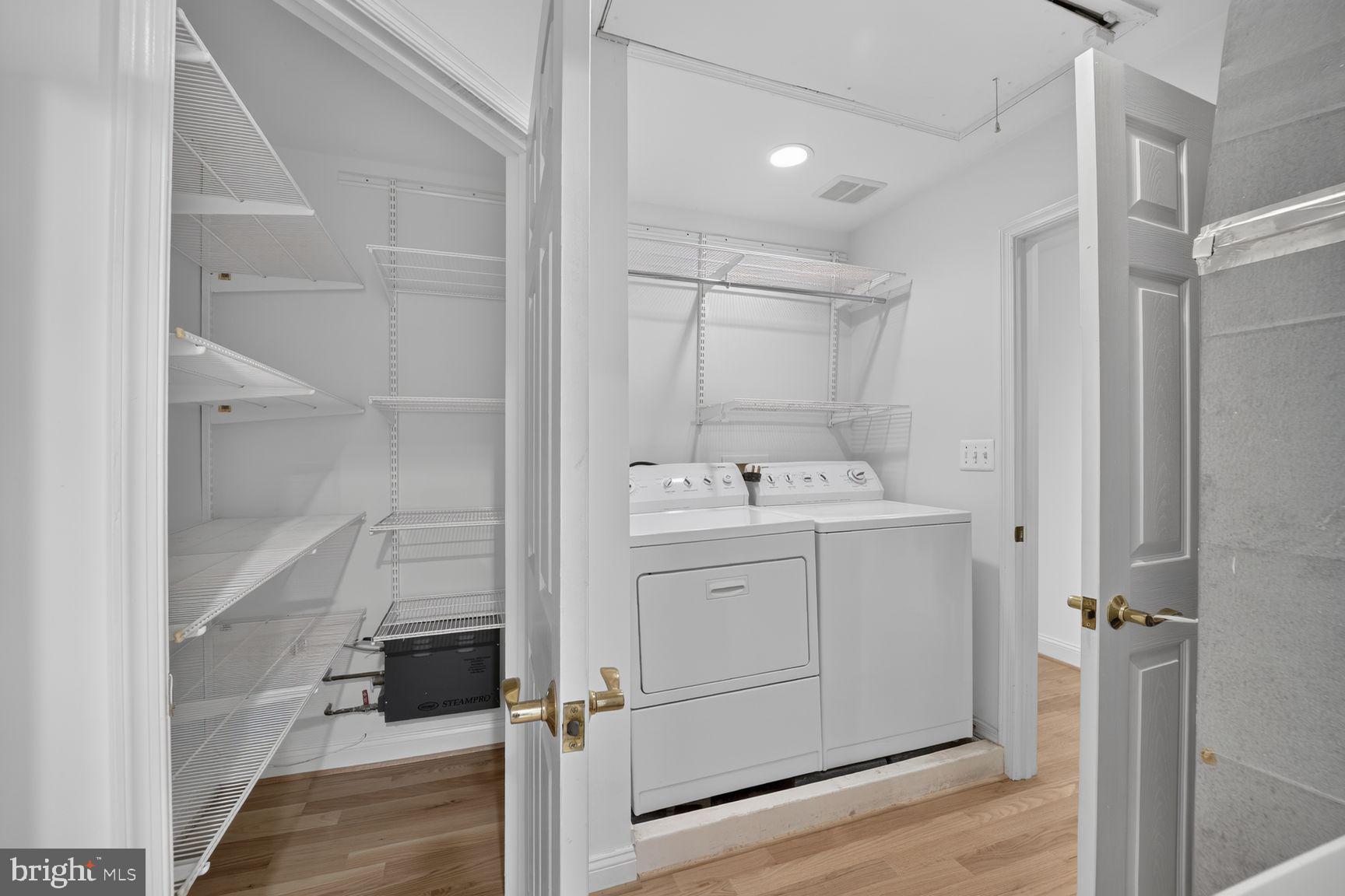 POTOMAC OUTSIDE - Residential