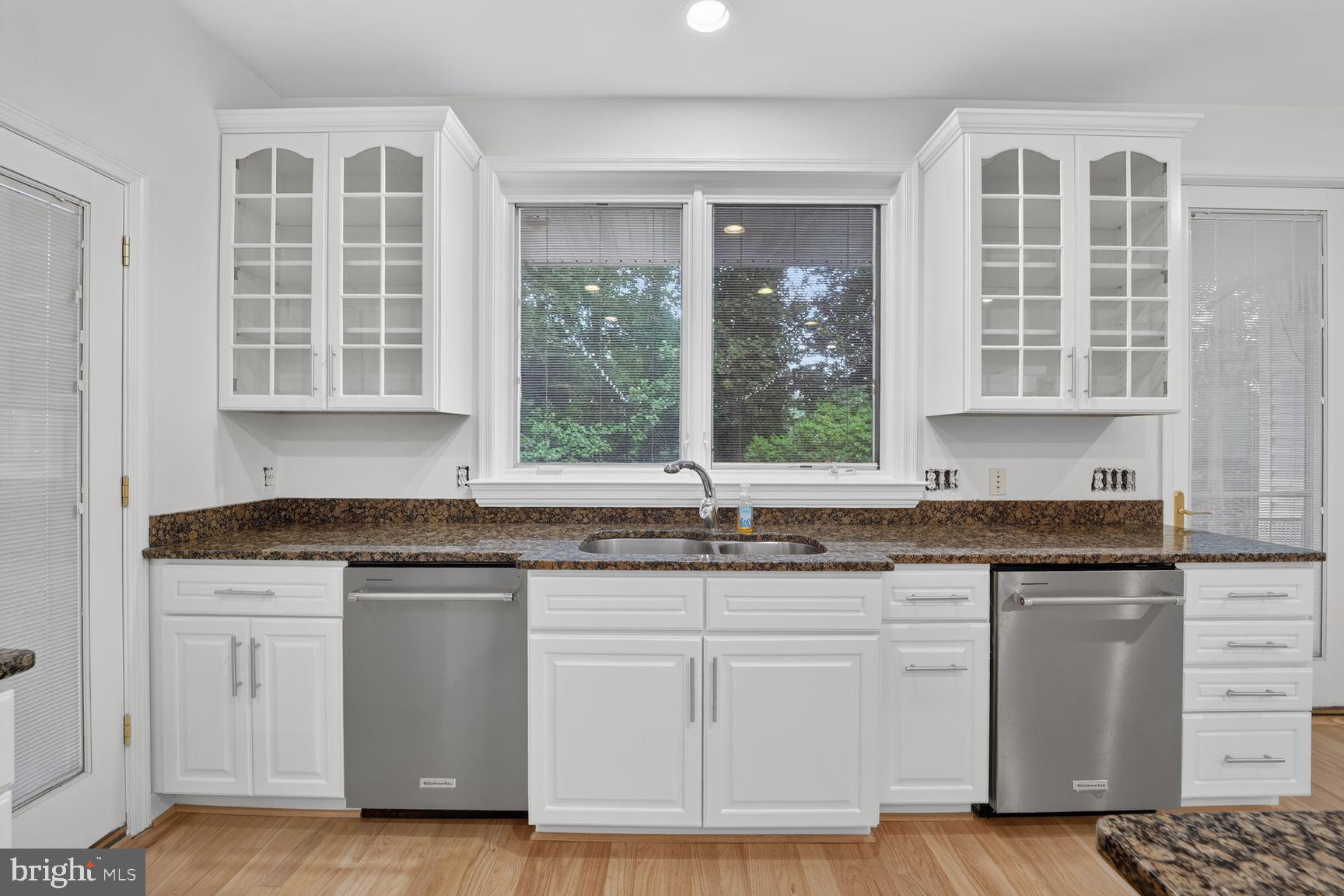 POTOMAC OUTSIDE - Residential