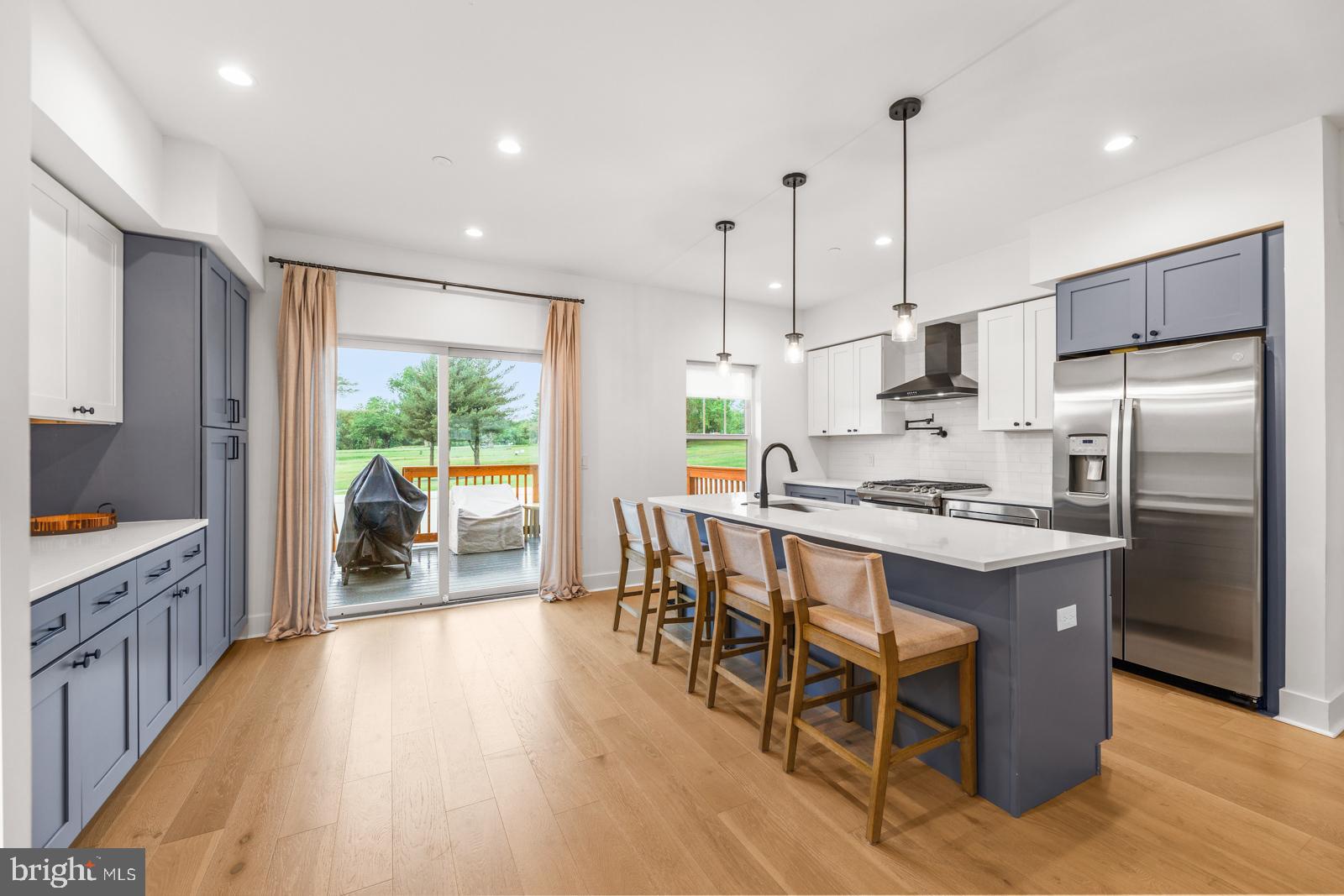 TORRESDALE MANOR - Residential