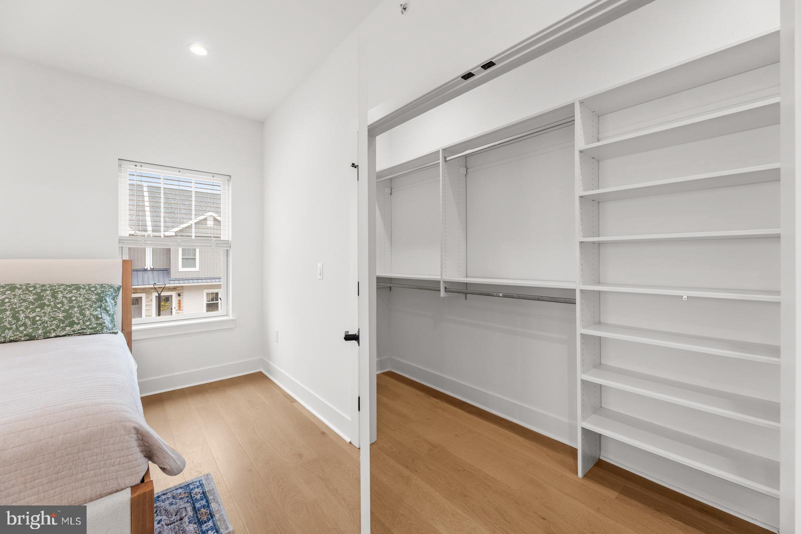 TORRESDALE MANOR - Residential