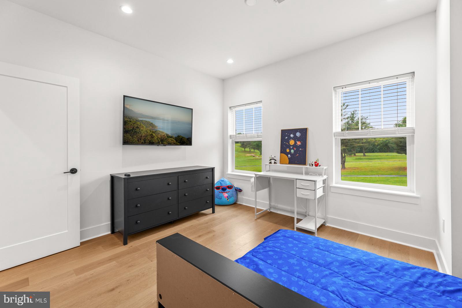 TORRESDALE MANOR - Residential
