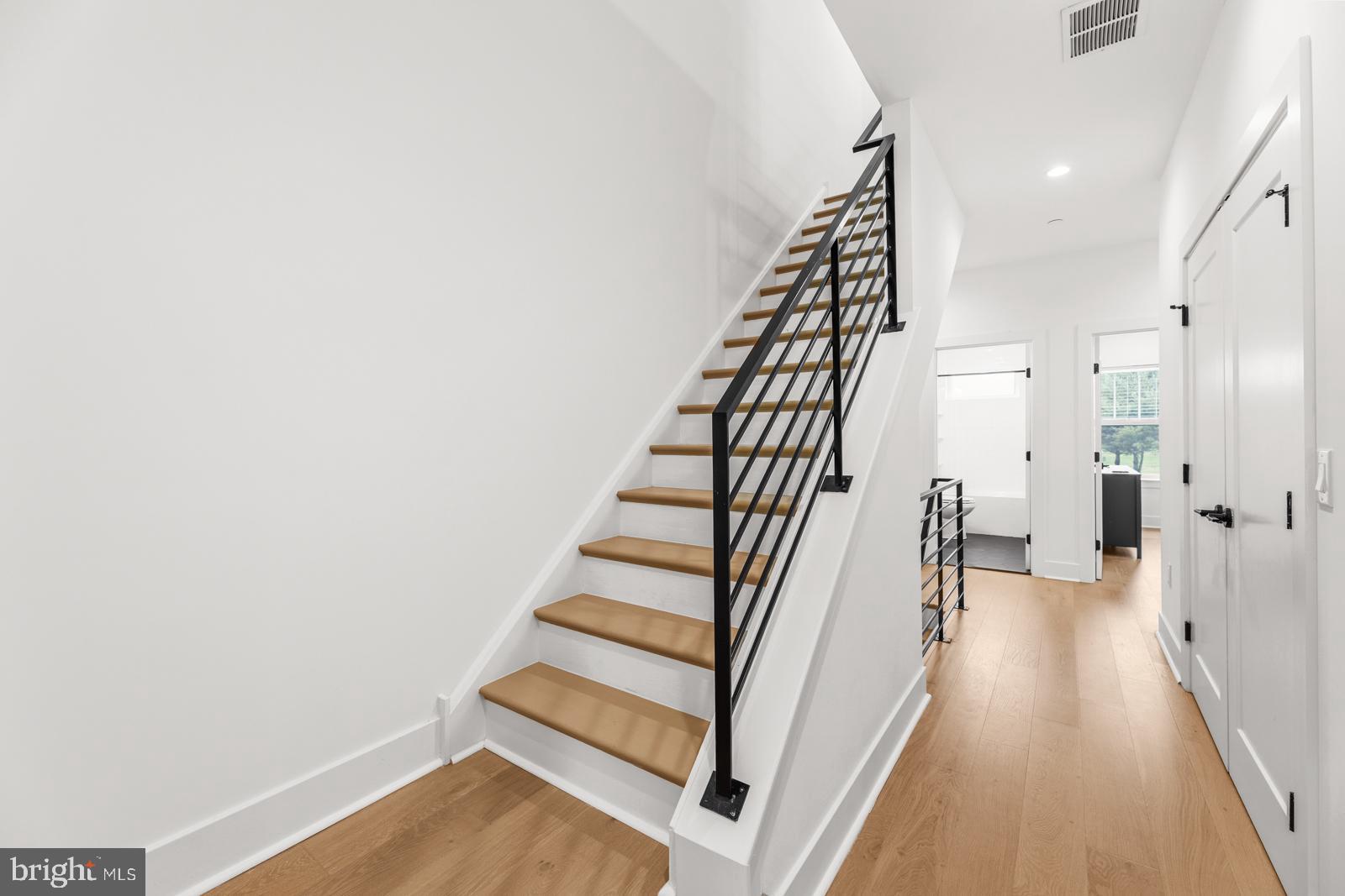 TORRESDALE MANOR - Residential