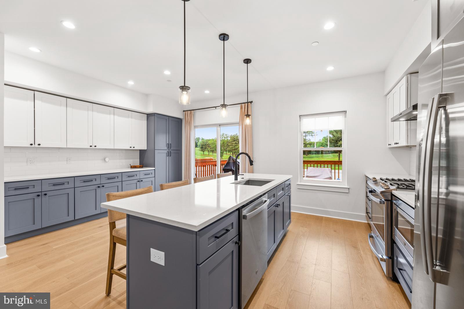 TORRESDALE MANOR - Residential