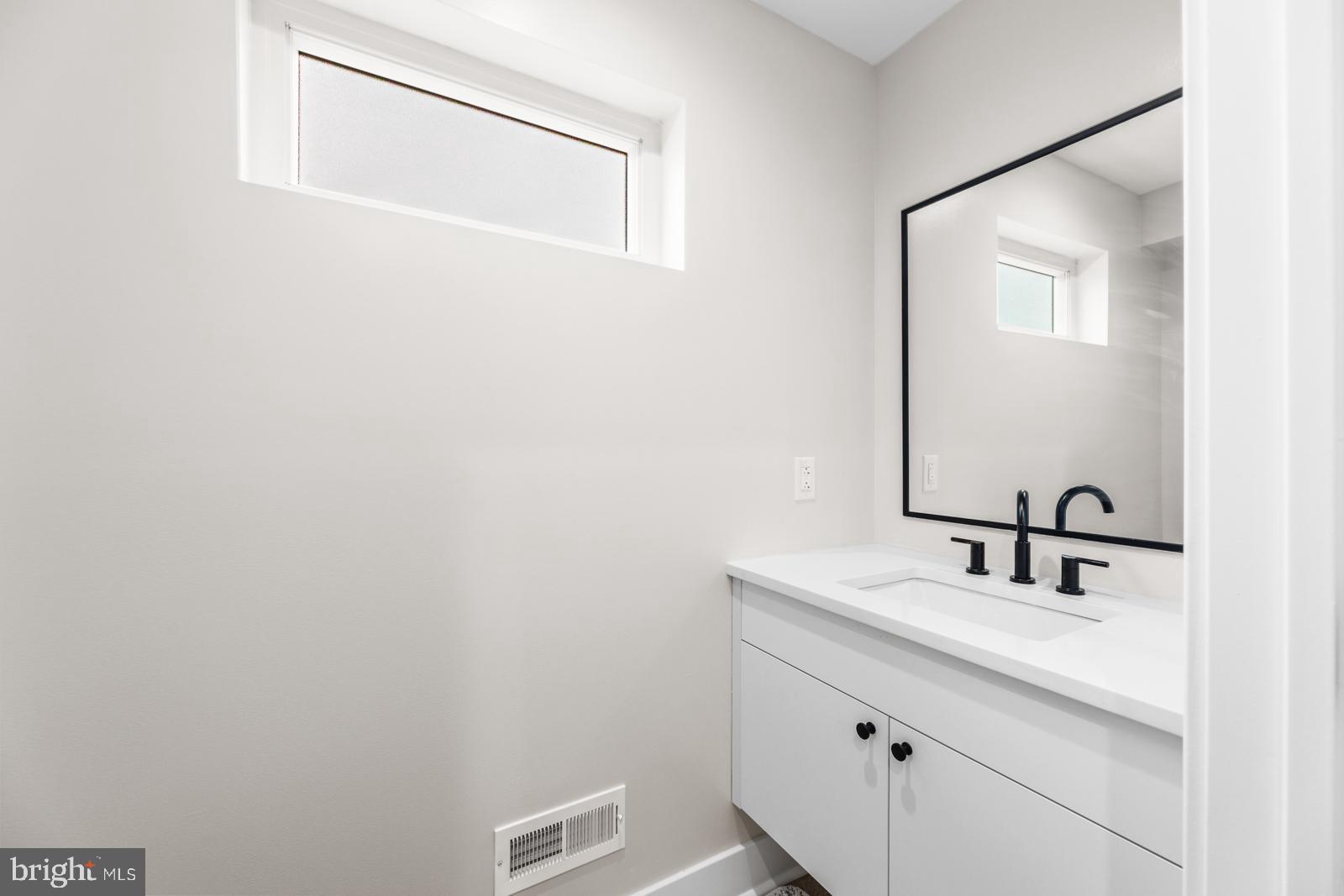 TORRESDALE MANOR - Residential