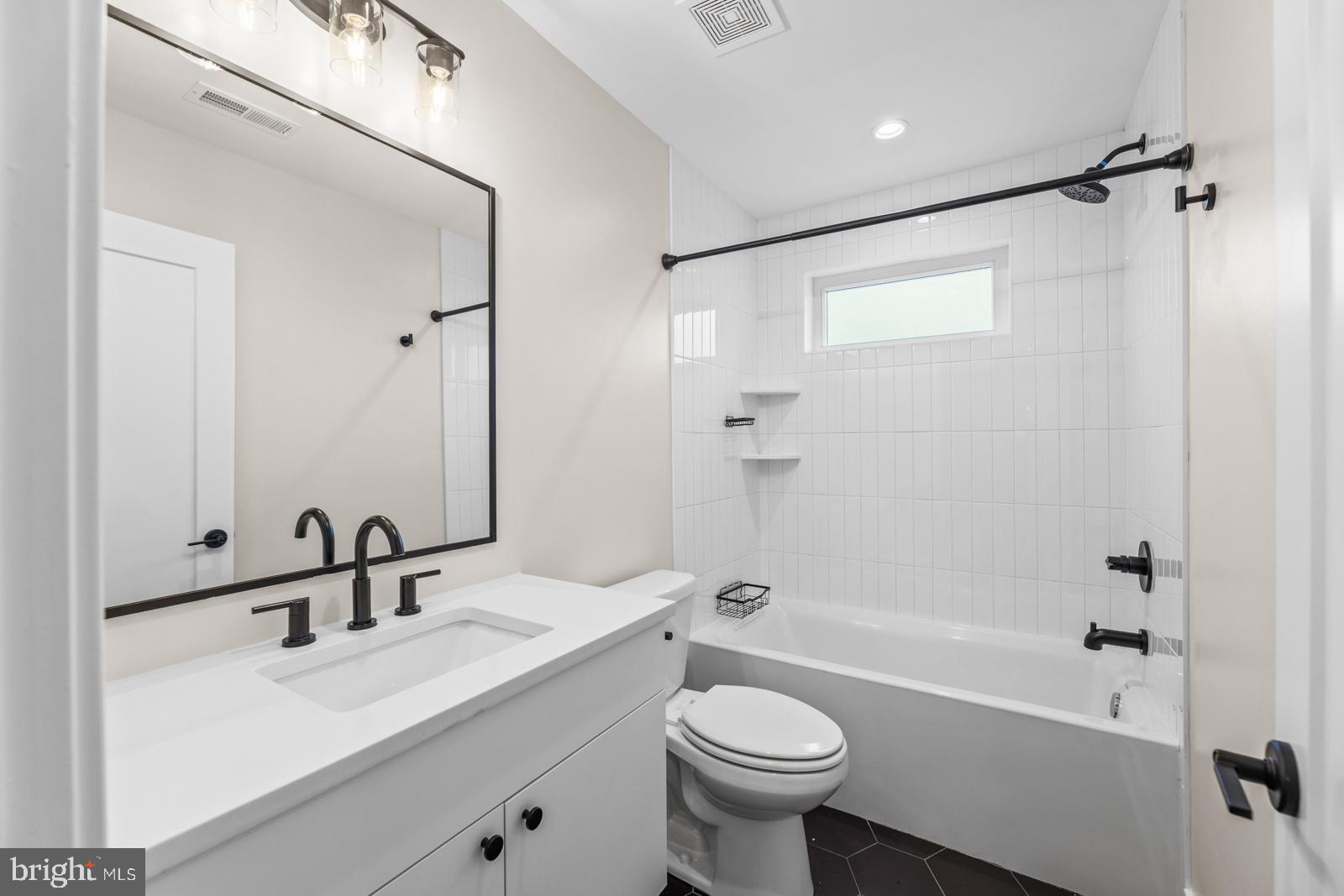TORRESDALE MANOR - Residential