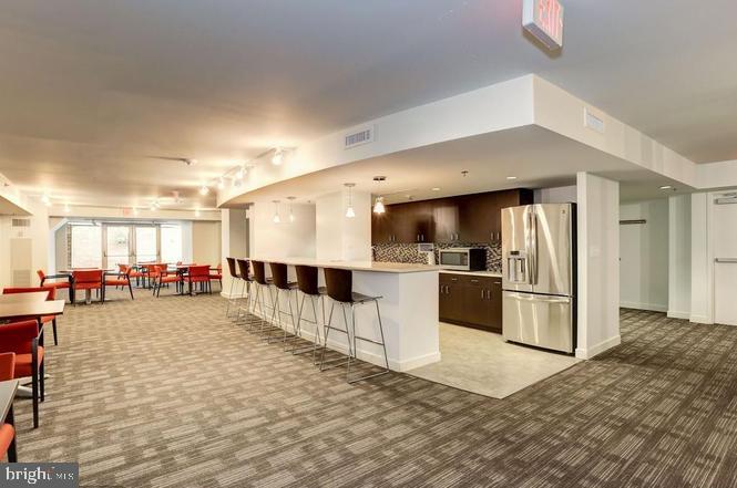 THE KENWOOD - Residential