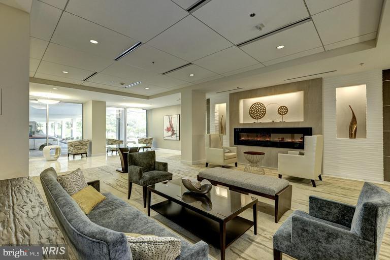 THE KENWOOD - Residential