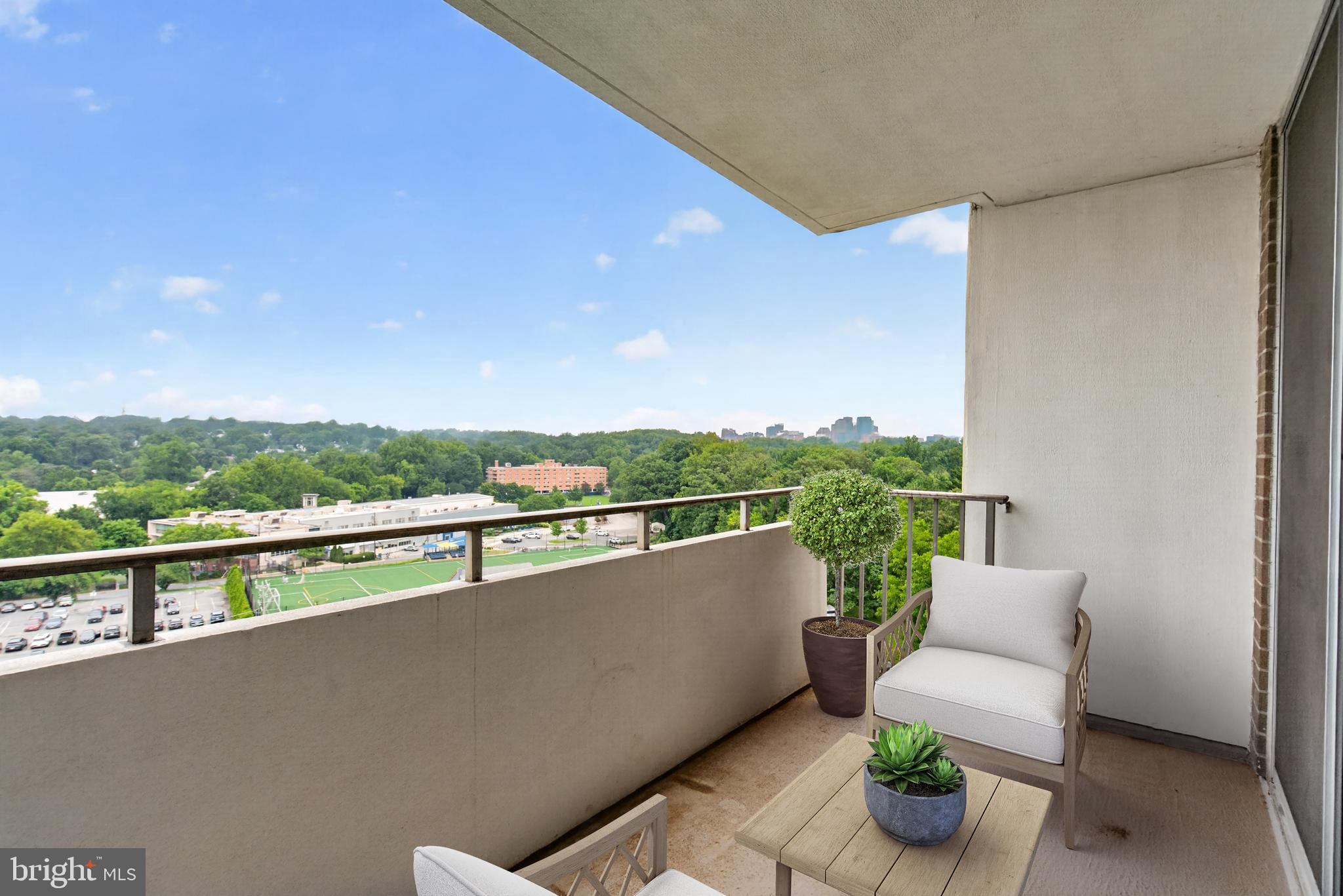 THE KENWOOD - Residential