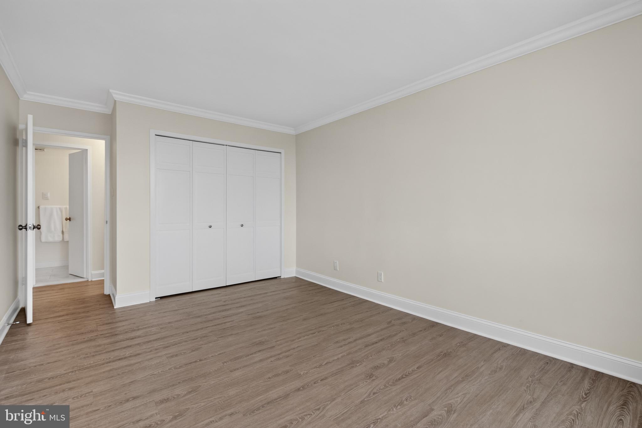THE KENWOOD - Residential