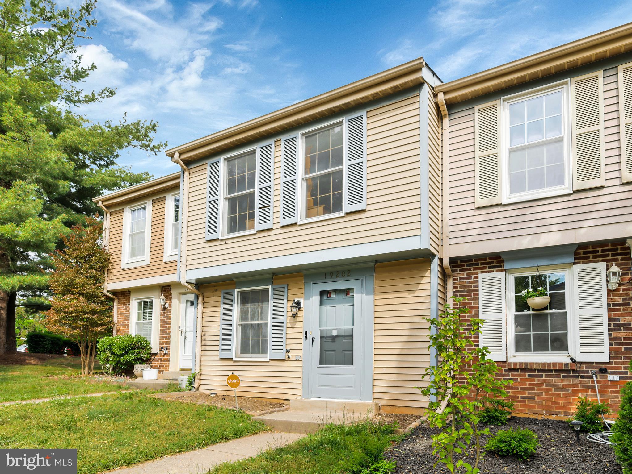 GUNNERS LAKE VILLAGE - Residential