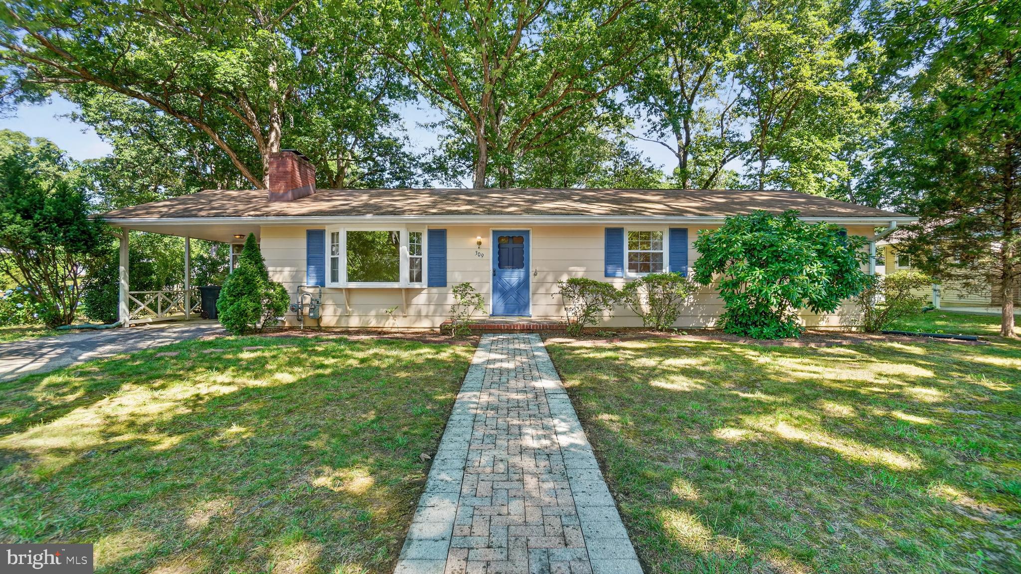 Rare Severna Park Opportunity | Loved by Original Owners
3 BR, 2 BA Rancher | Water-Privileged Community | Priced to Sell!

Opportunities like this do not come along often in Severna Park! 

Cherished and cared for by its original owners, this classic rancher is now ready for its next chapter. Priced to sell, it offers a phenomenal canvas for new owners to bring their own design ideas and truly make this home their dream home.

Main Level Living: - A classic rancher layout featuring 3 bedrooms and 2 full baths.
Primary Suite -  Your own private retreat complete with a full en-suite bath and a spacious walk-in closet.
Lower Level - Expansive additional space, perfect for a family room, home gym, workshop, or extra storage.

Added peace of mind, home is equipped with an automatic full-house generator, ensuring comfort, safety, and security no matter the weather.

Water Privileges: Enjoy access to the voluntary community association, which features a 14-slip boat dock, a fishing pier, canoe/kayak storage, and a scenic picnic area (slip/rack fees may apply).

An easy walk to Severna Park High School,  local shops, and neighborhood restaurants, B&A Trail

more details and updated pics soon