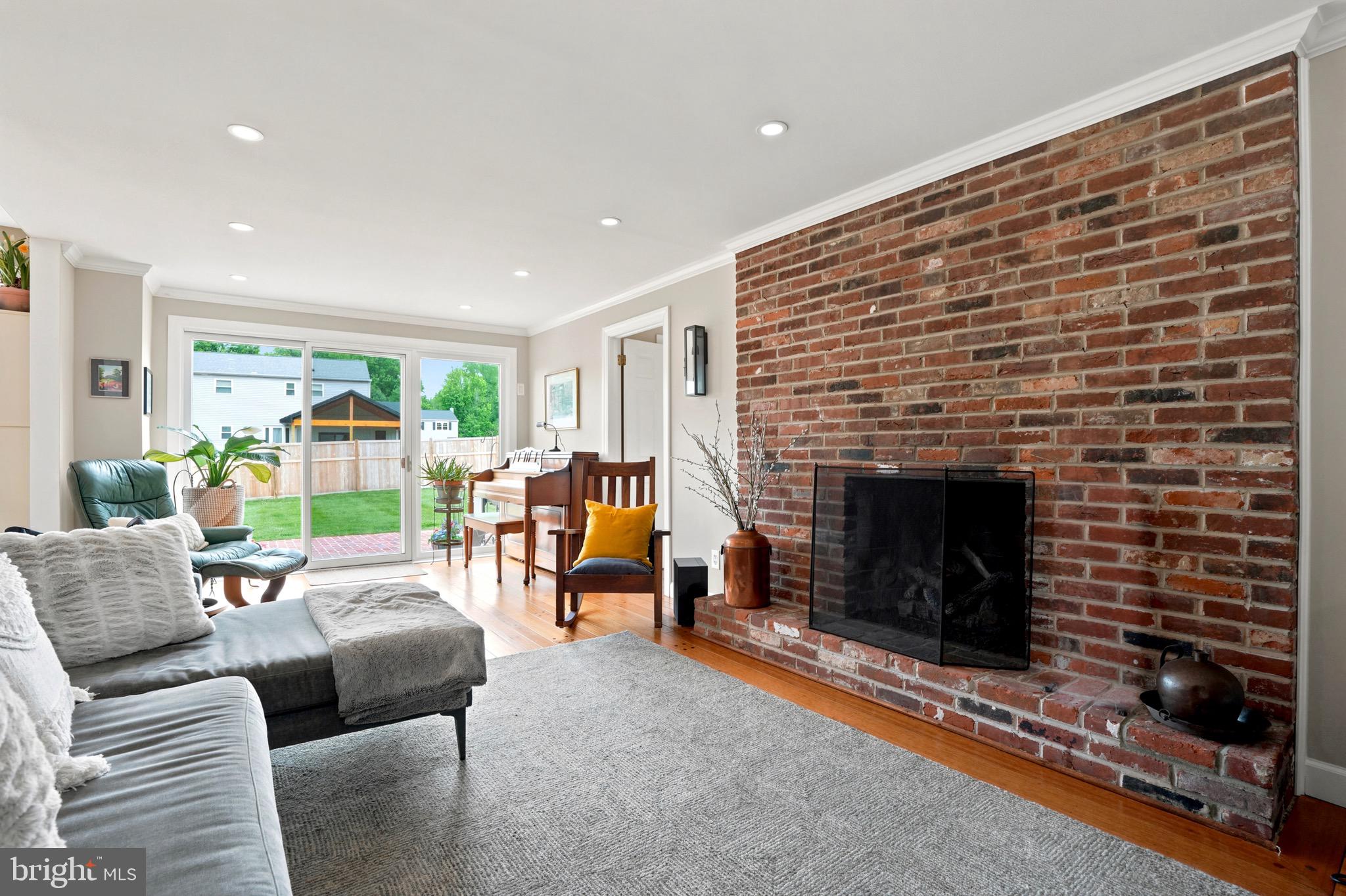 VALLEYWOOD - Residential