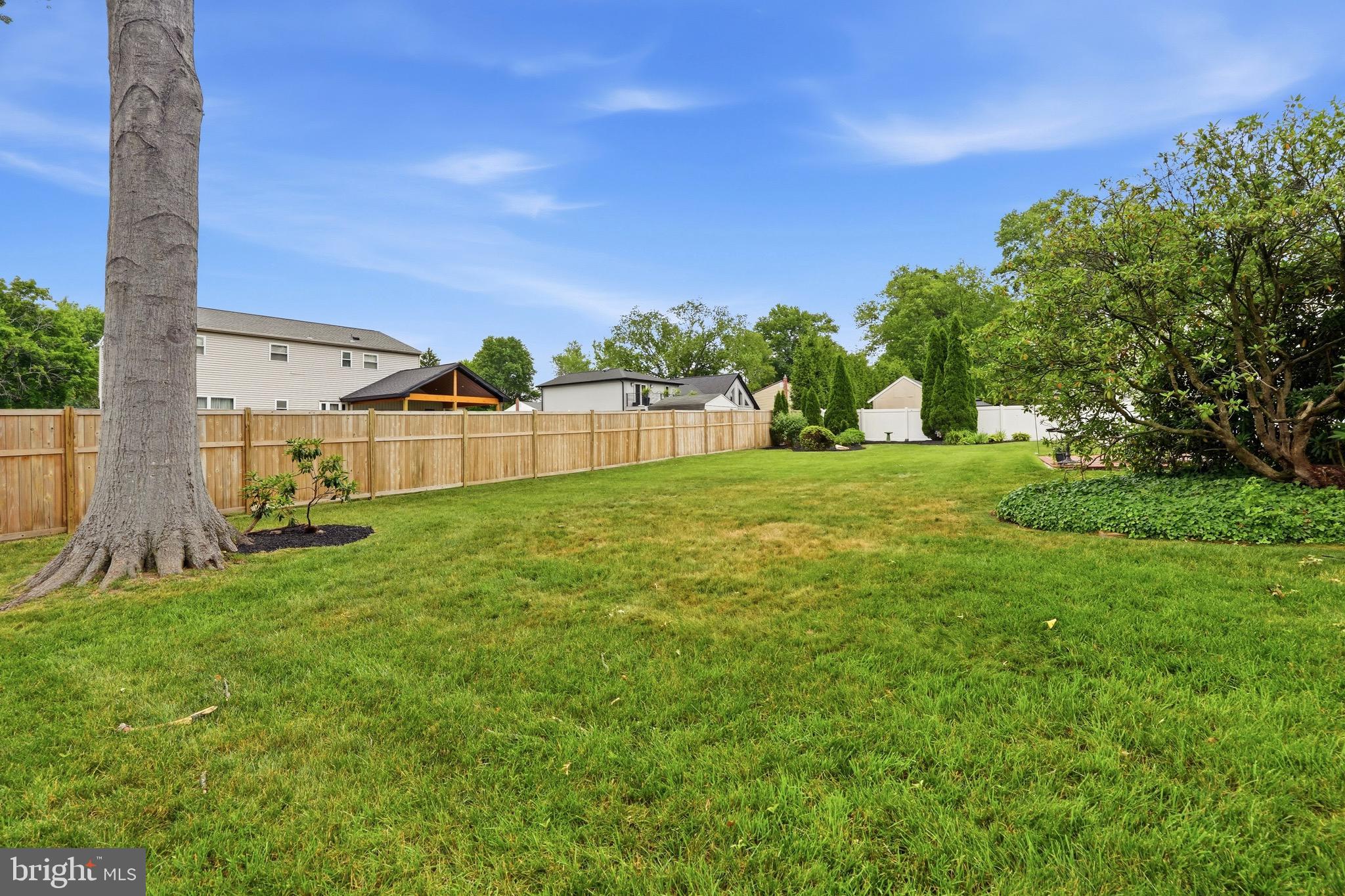 VALLEYWOOD - Residential