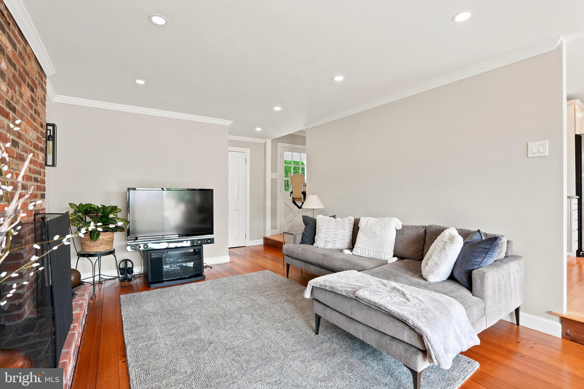 VALLEYWOOD - Residential