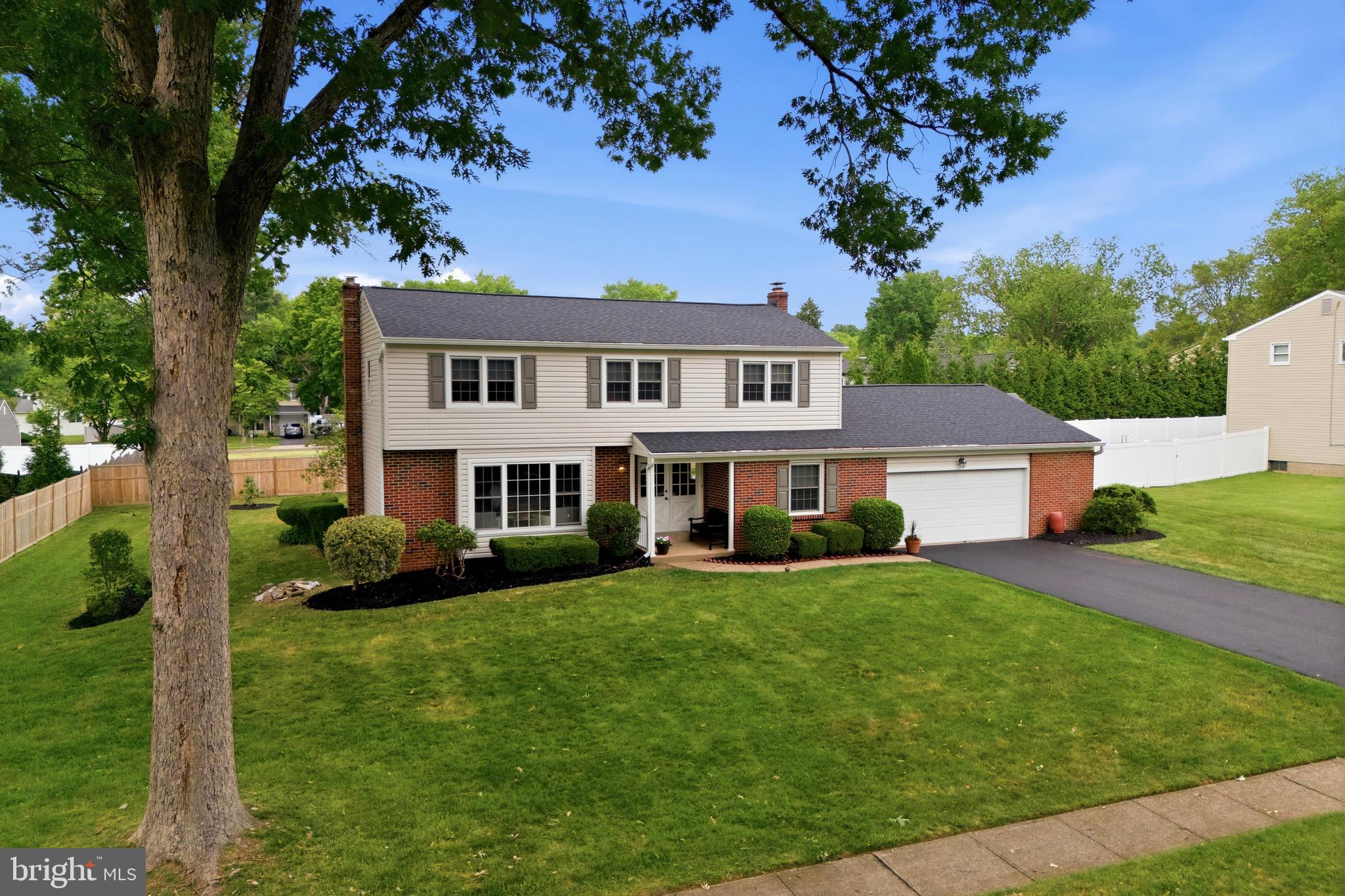 VALLEYWOOD - Residential