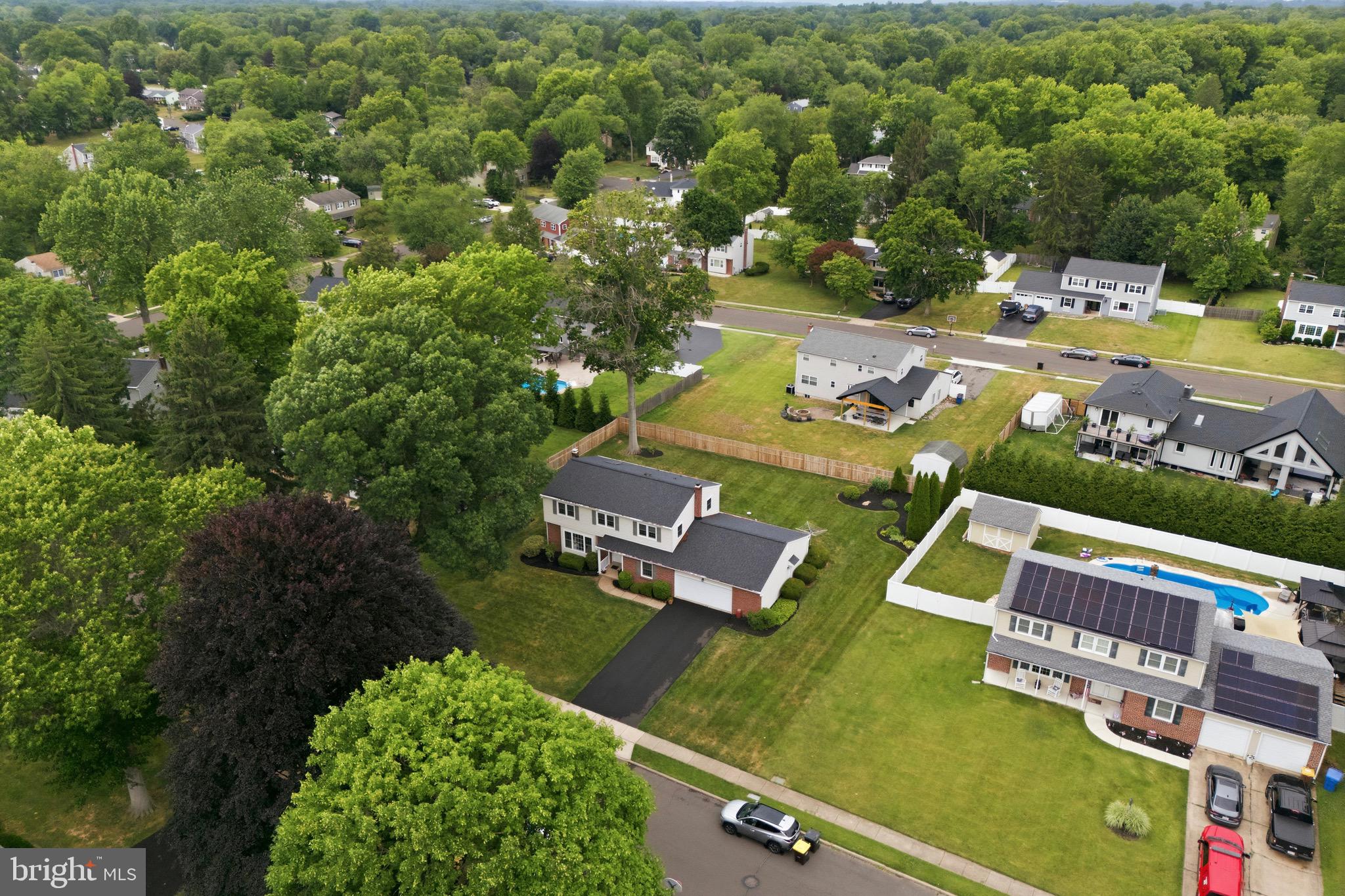 VALLEYWOOD - Residential