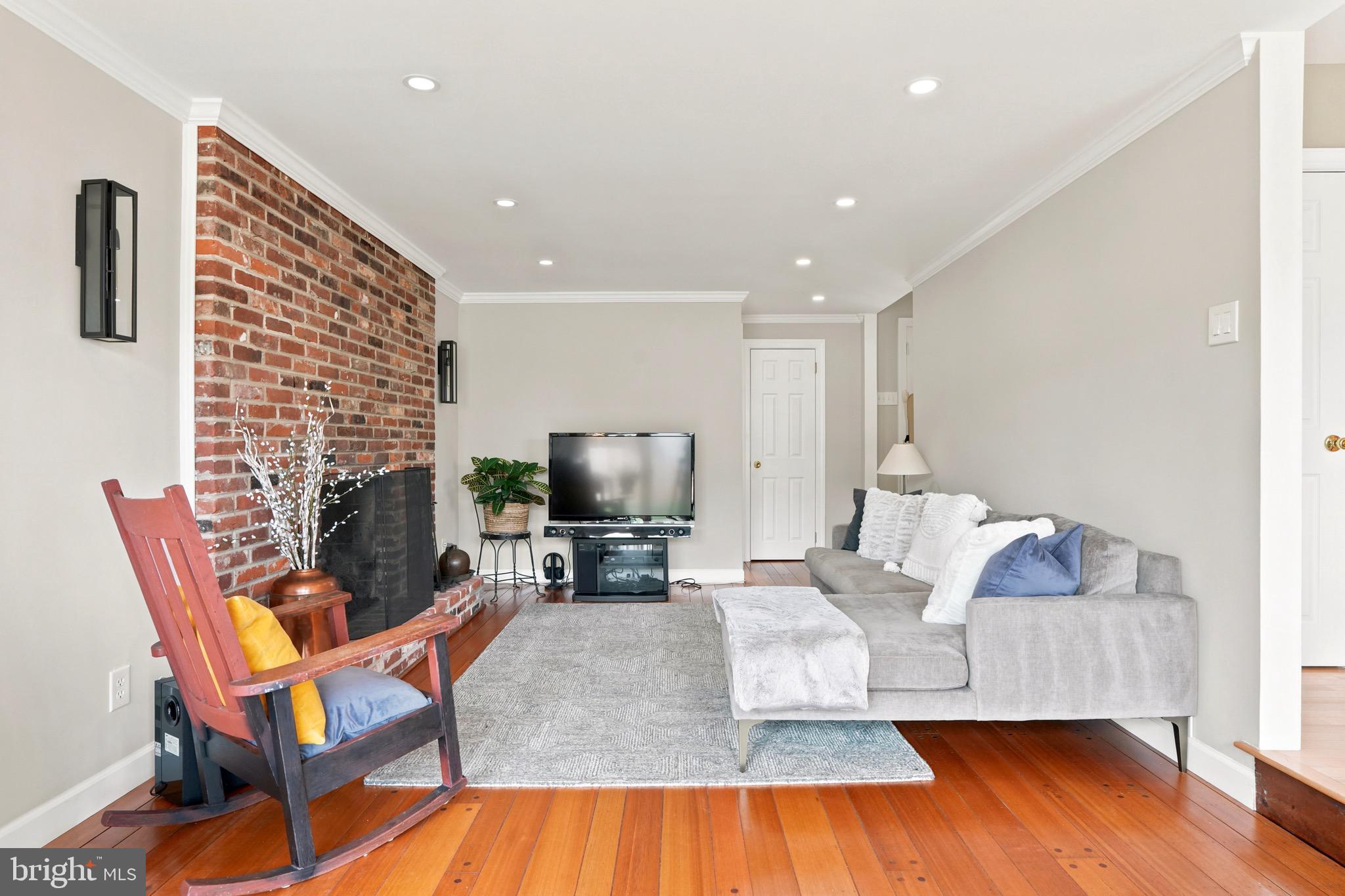 VALLEYWOOD - Residential