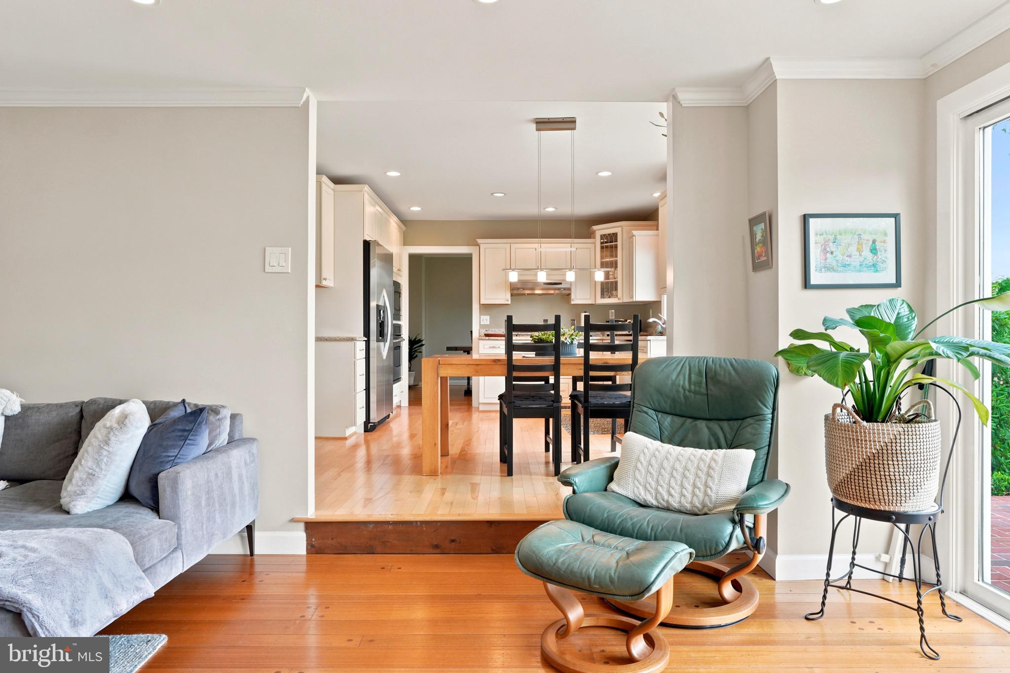 VALLEYWOOD - Residential