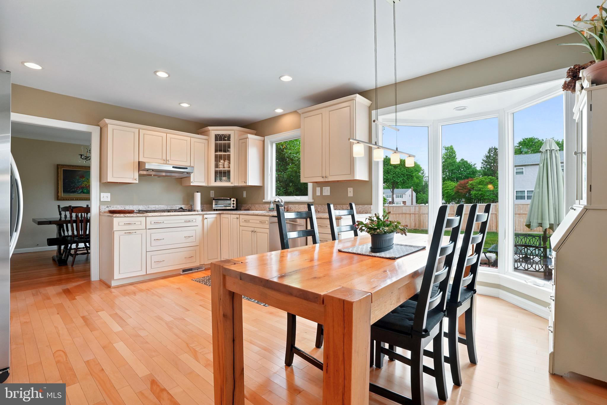 VALLEYWOOD - Residential