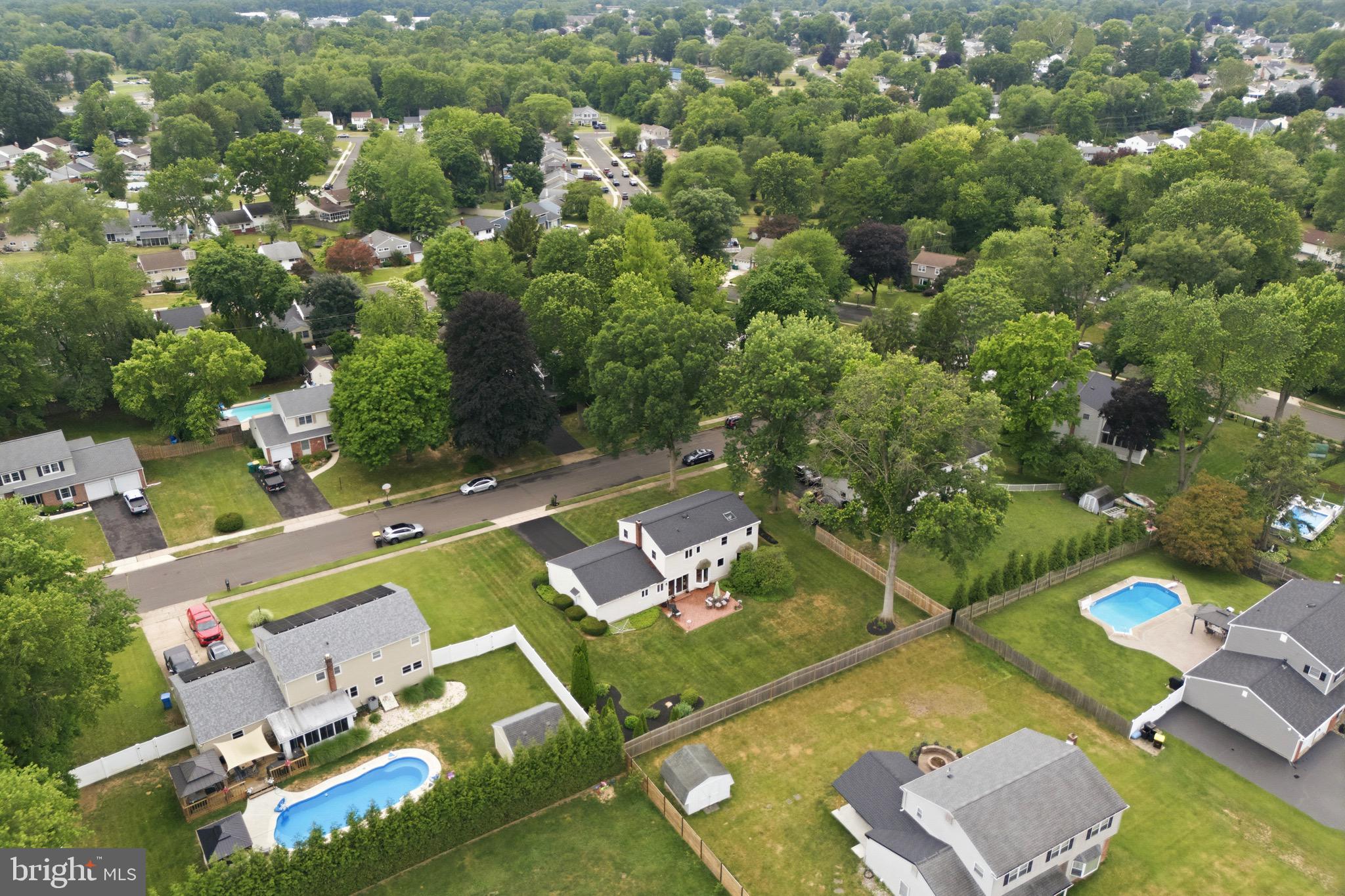 VALLEYWOOD - Residential