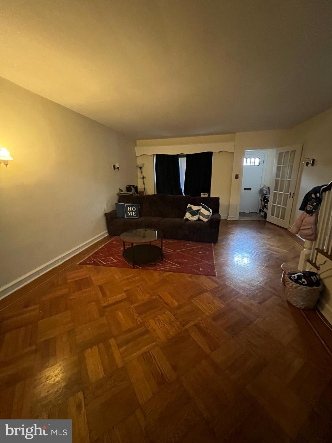 MAYFAIR (WEST) - Residential