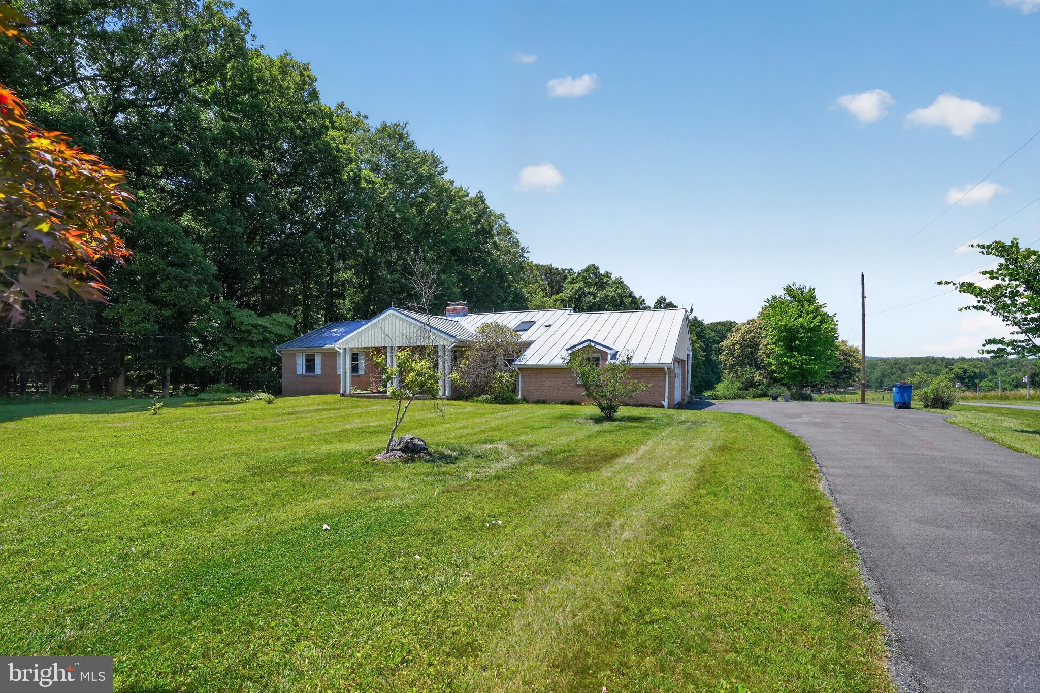 BARNESVILLE OUTSIDE - Residential