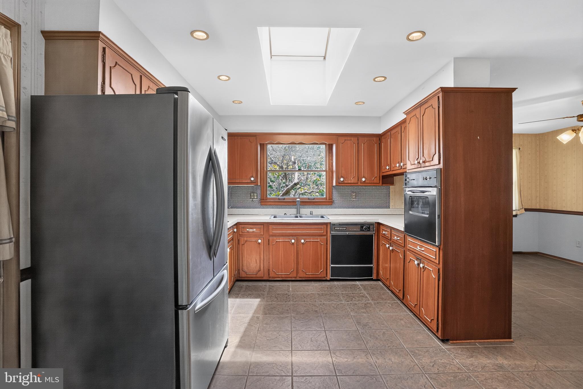 BARNESVILLE OUTSIDE - Residential
