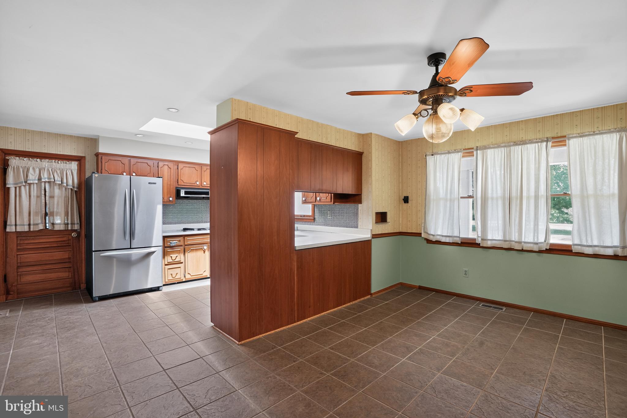 BARNESVILLE OUTSIDE - Residential
