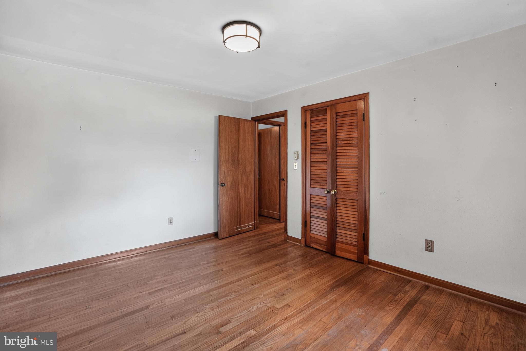 BARNESVILLE OUTSIDE - Residential