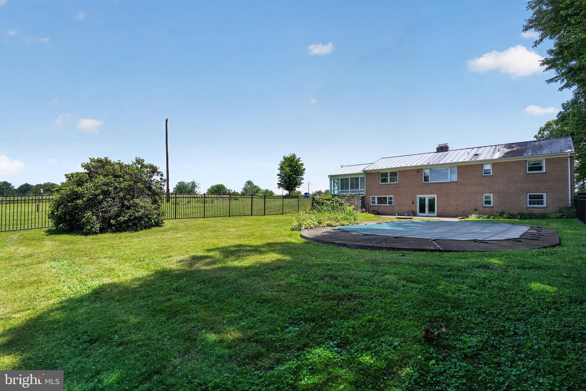 BARNESVILLE OUTSIDE - Residential