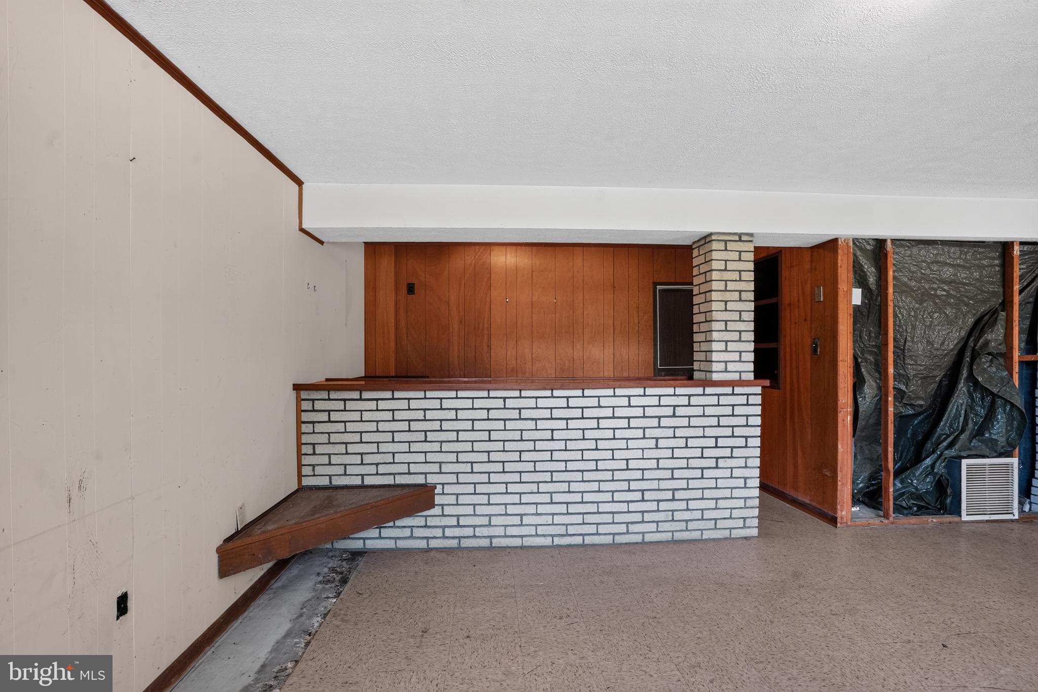 BARNESVILLE OUTSIDE - Residential