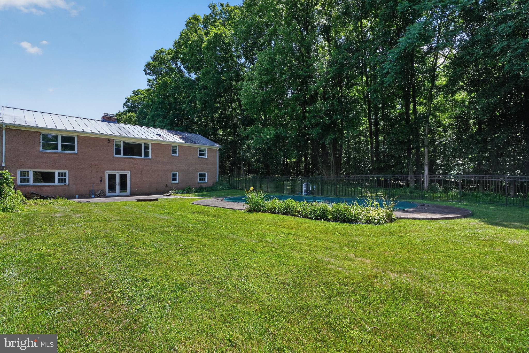 BARNESVILLE OUTSIDE - Residential