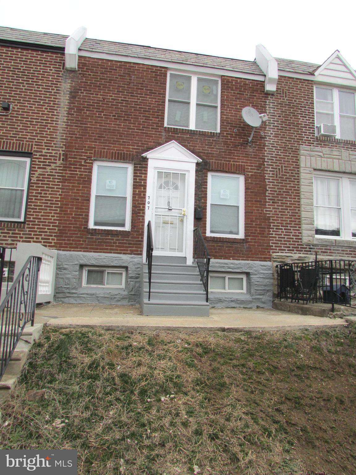 LAWNCREST - Residential