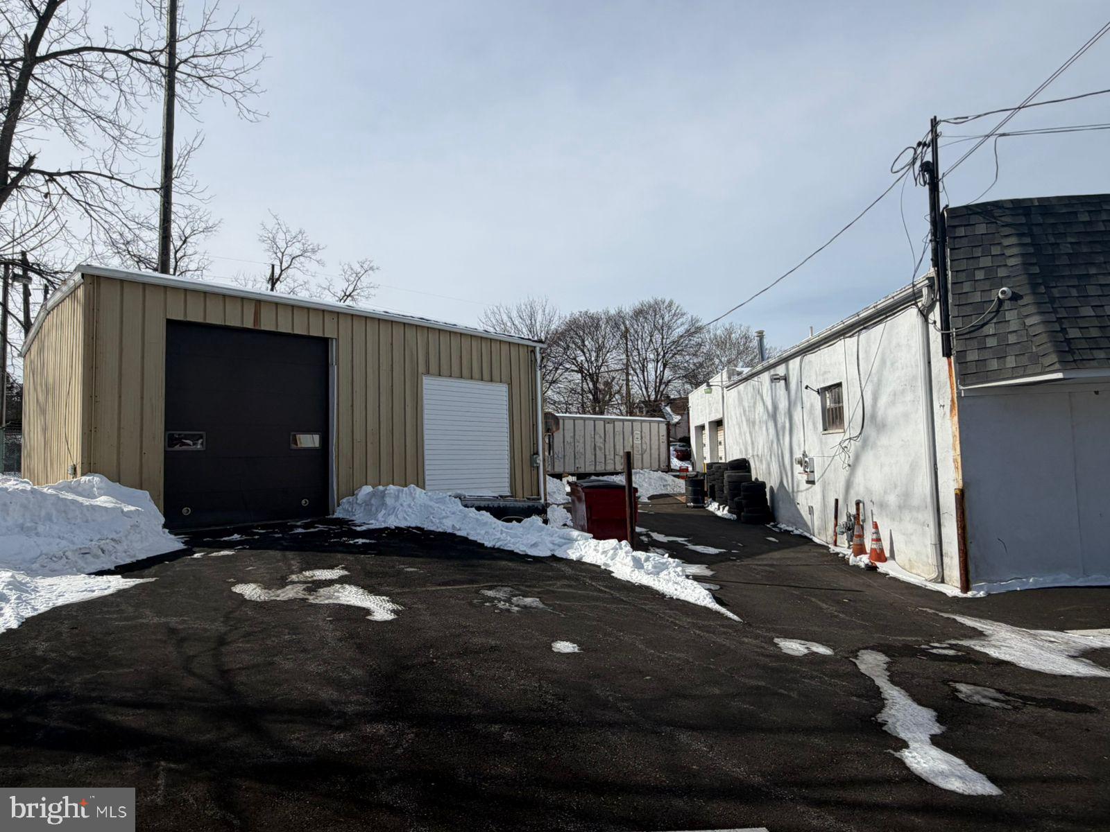 GLENSIDE - Commercial Sale