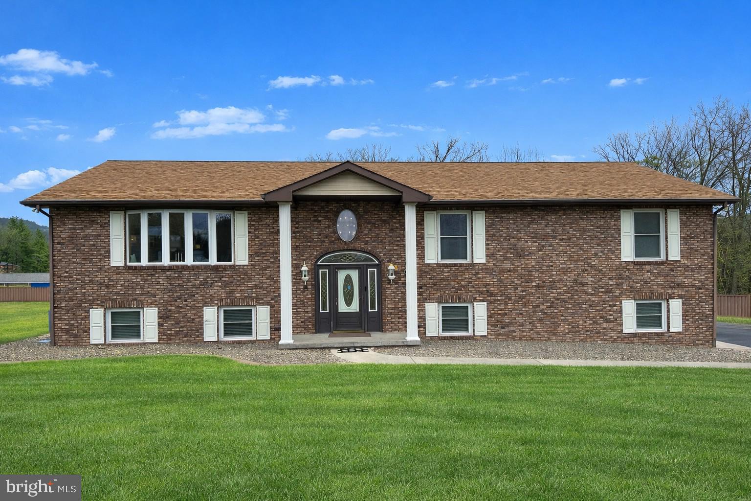 ROLLING OAKS - Residential