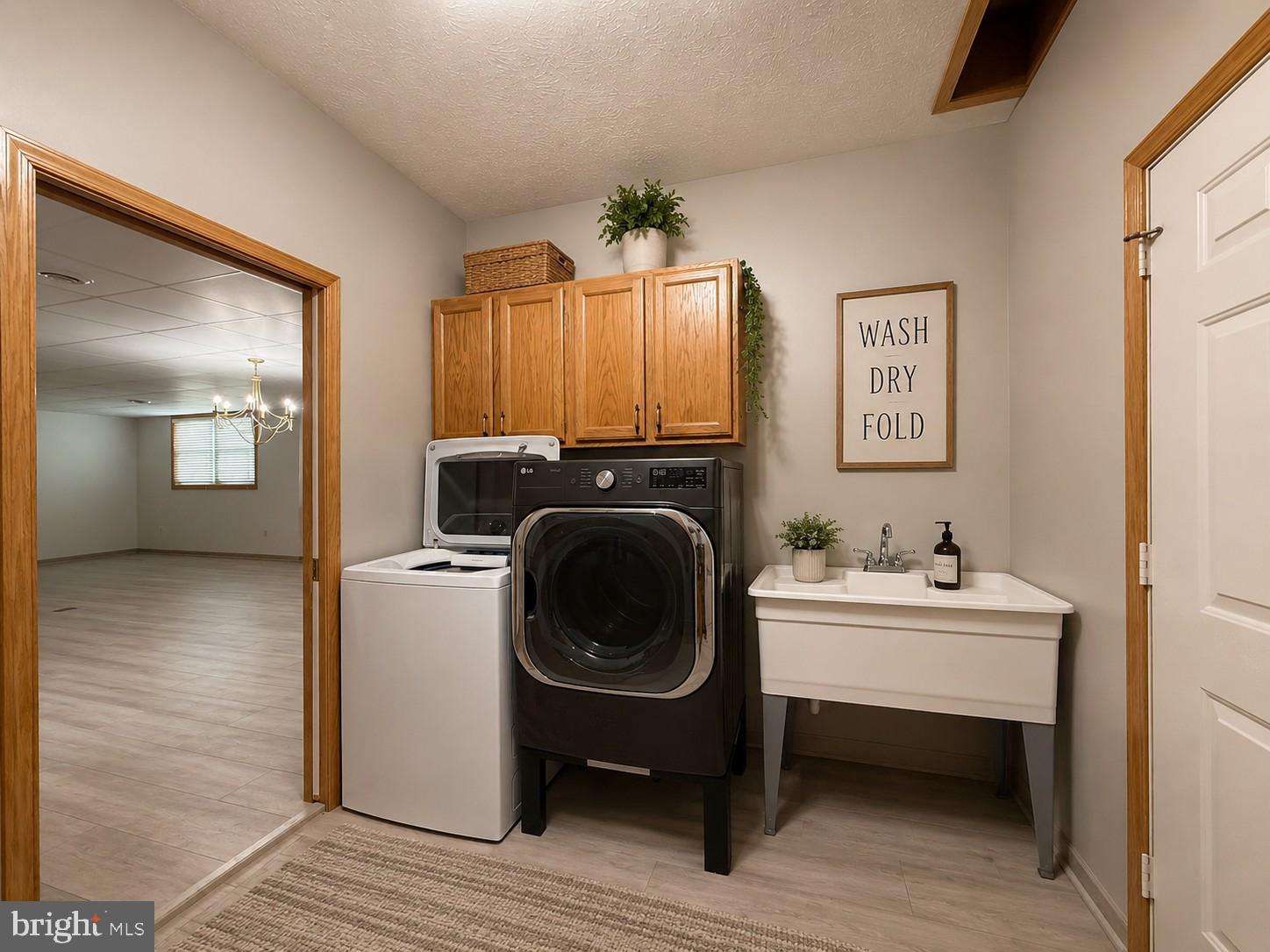 ROLLING OAKS - Residential