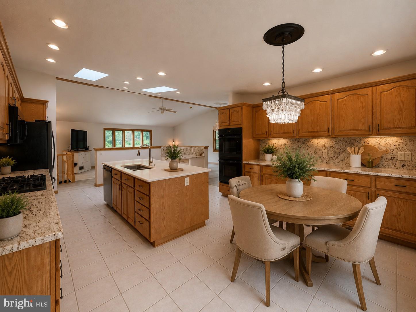 ROLLING OAKS - Residential
