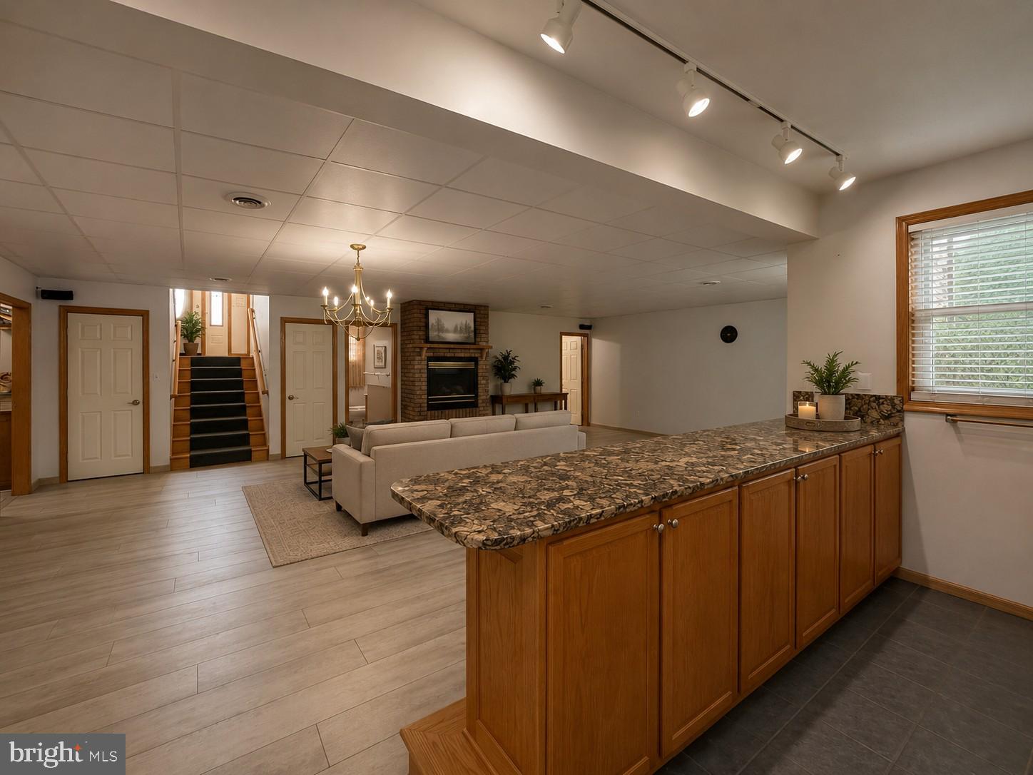 ROLLING OAKS - Residential