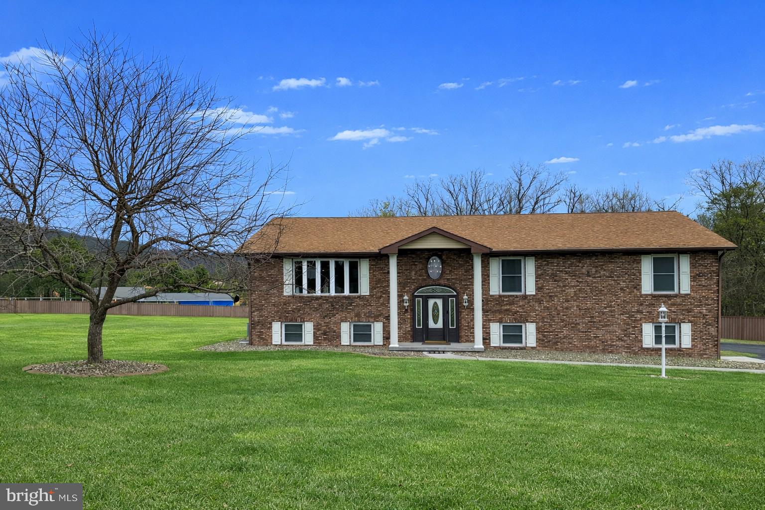 ROLLING OAKS - Residential