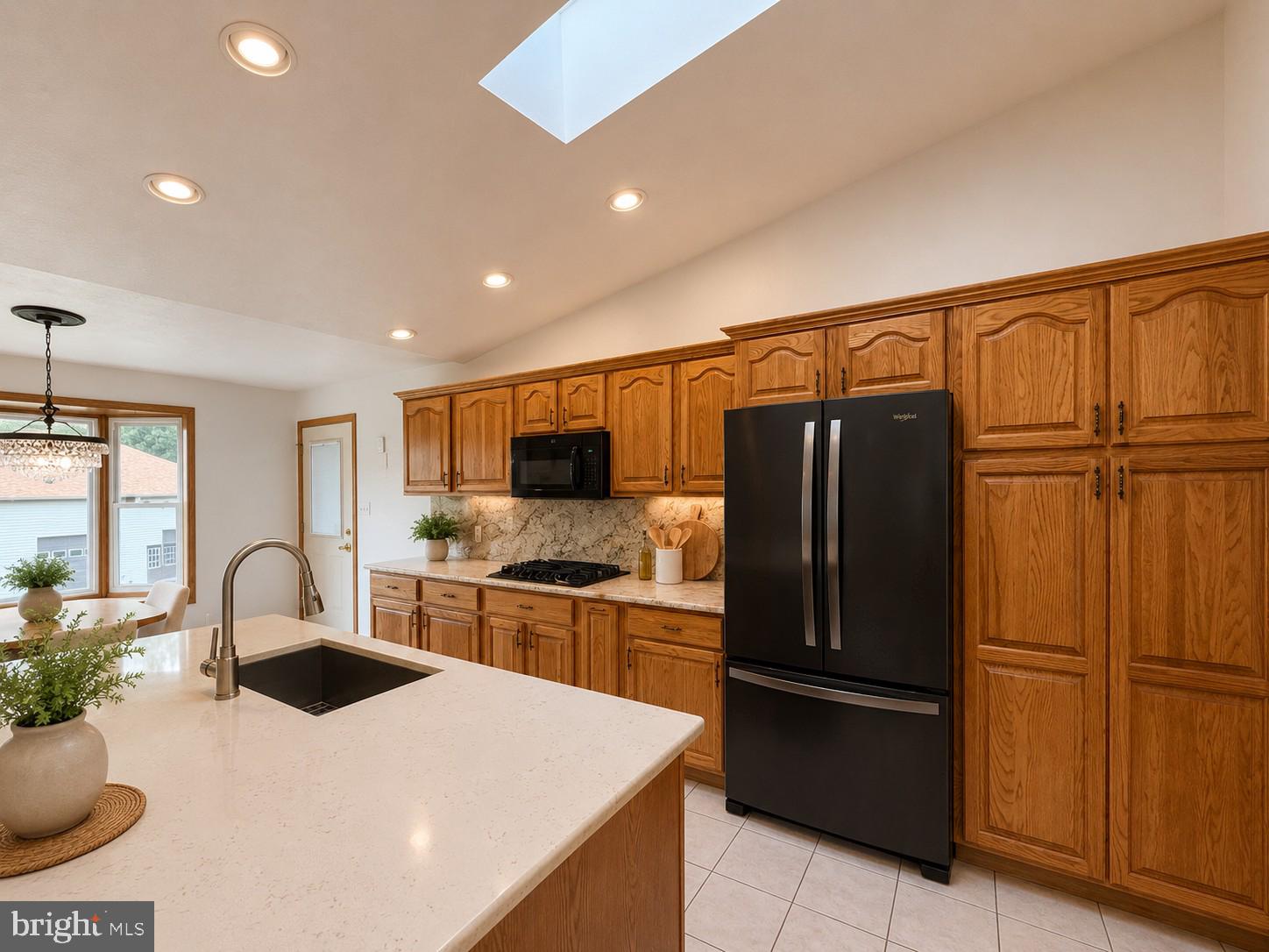 ROLLING OAKS - Residential