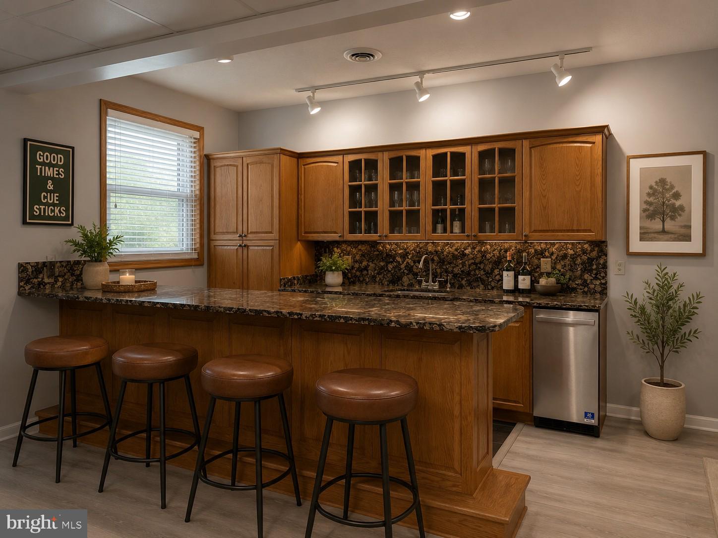 ROLLING OAKS - Residential