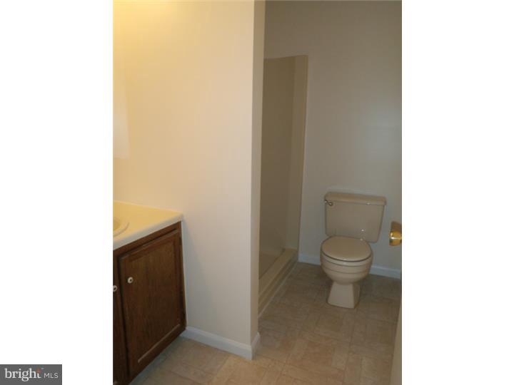 LAUREL SPRINGS - Residential