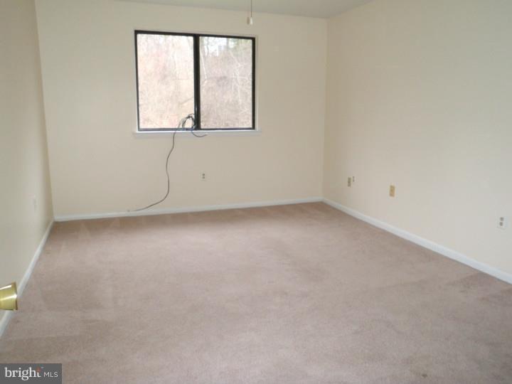 LAUREL SPRINGS - Residential